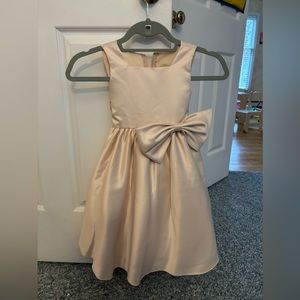 4T champagne flower girl/ party dress NEVER WORN